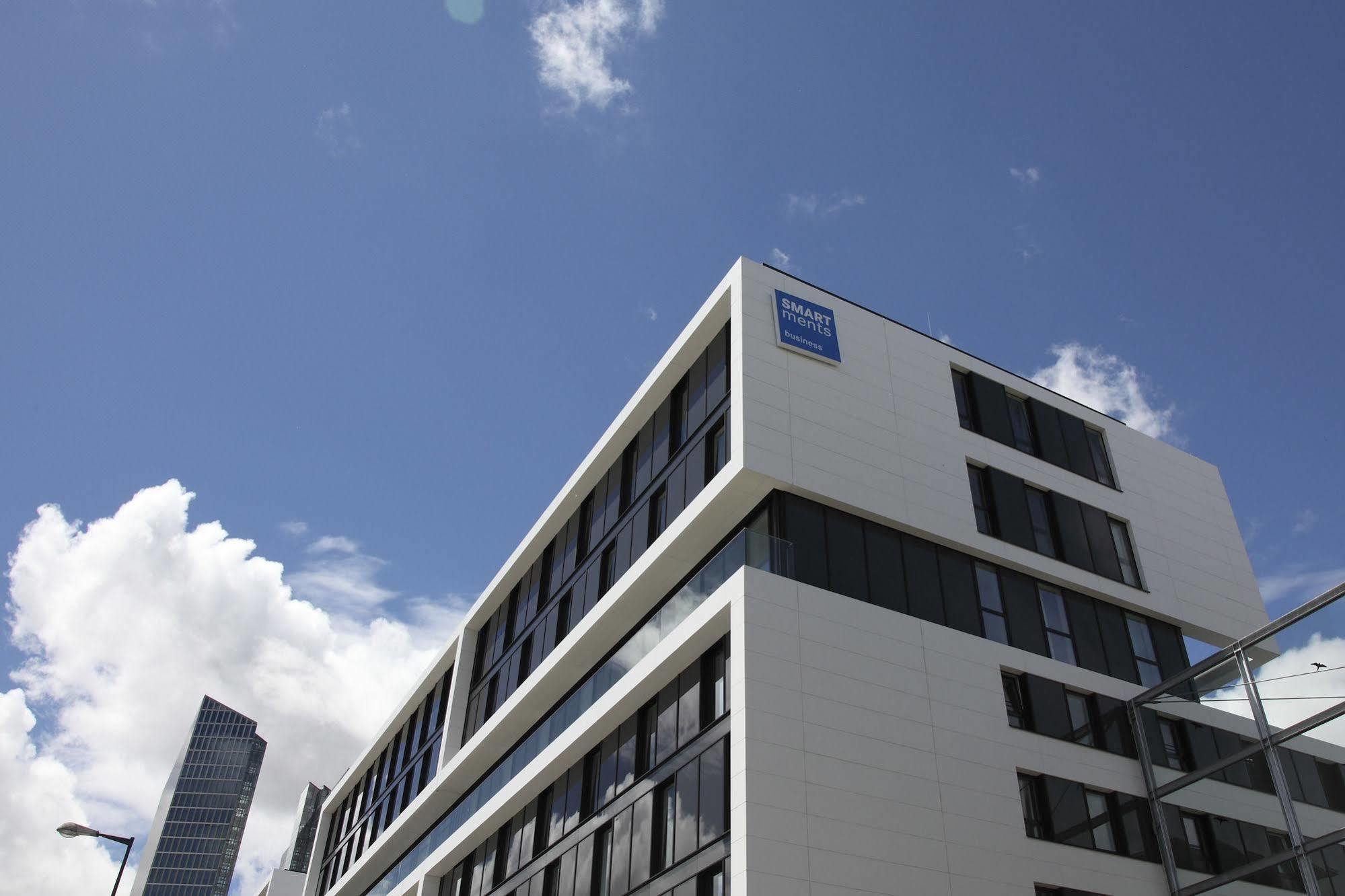 Smartments Business Muenchen Parkstadt Schwabing Munique Exterior foto